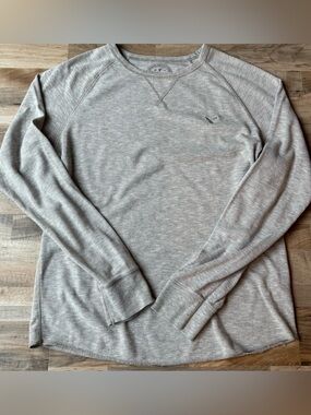 American Eagle Outfitters Men's Light Heather Oatmeal Long Sleeve Crew Layer